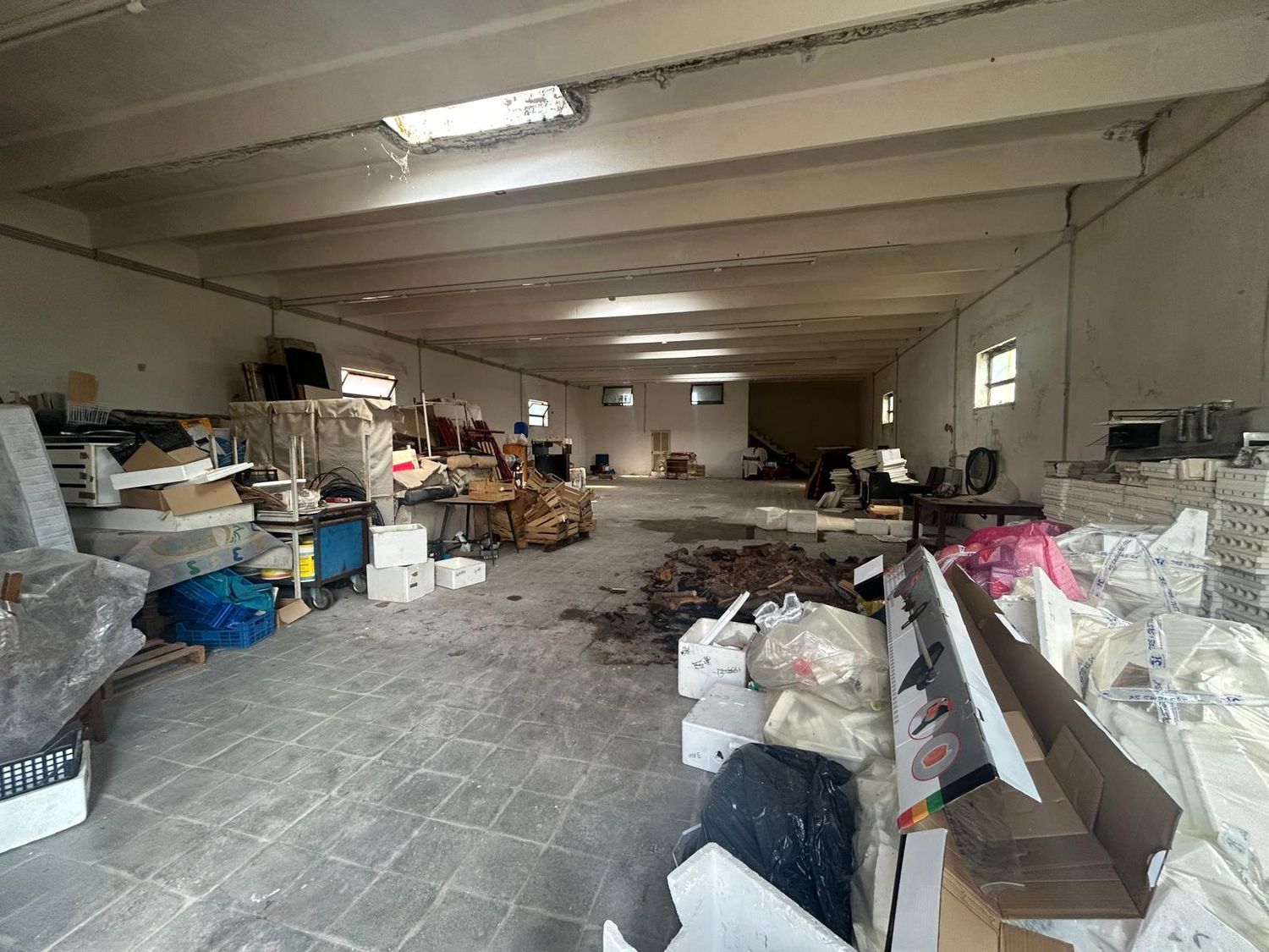 Capannone in vendita in via del melograno 0, Ariccia