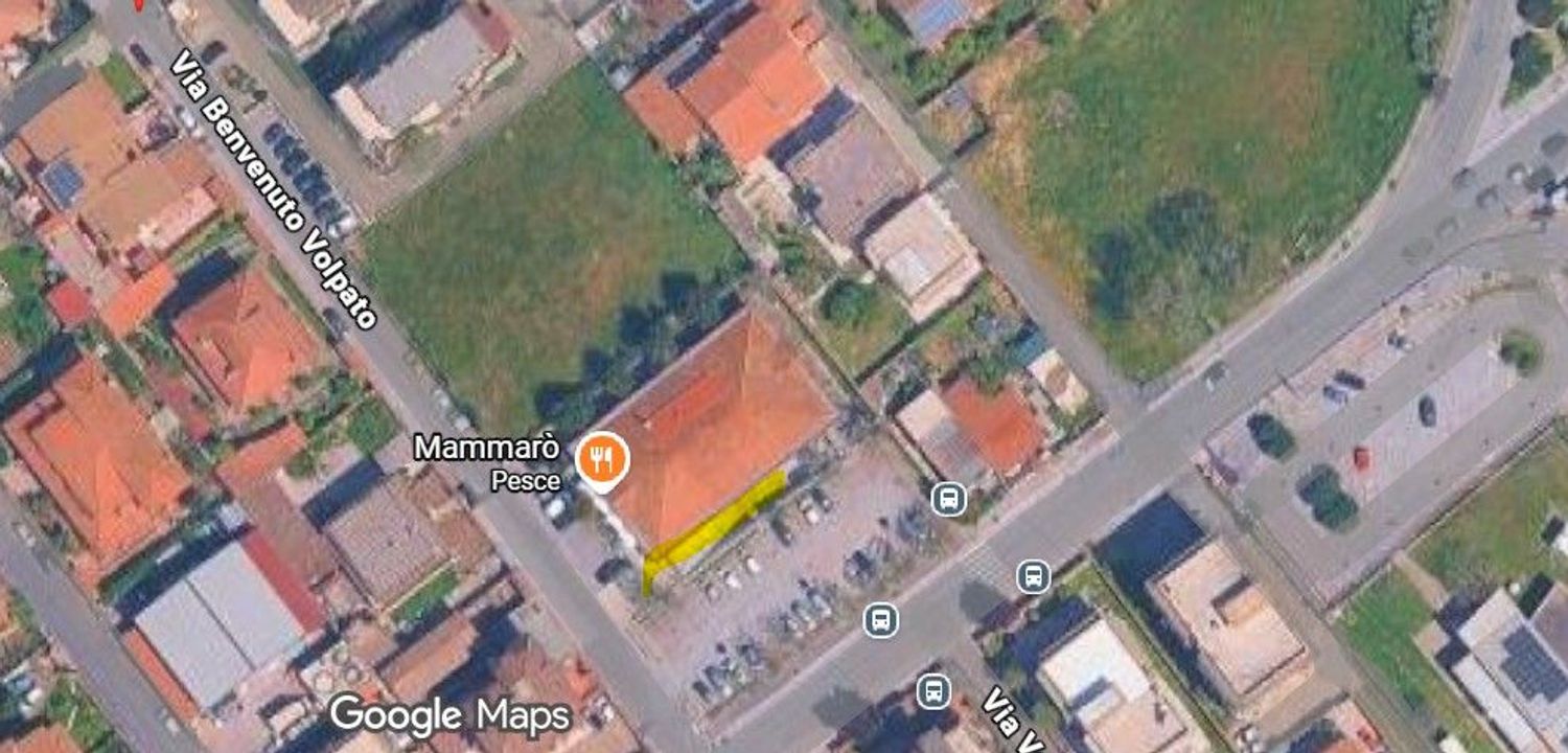 Box/Garage 600mq in vendita in via trincea delle frasche 0, Fiumicino