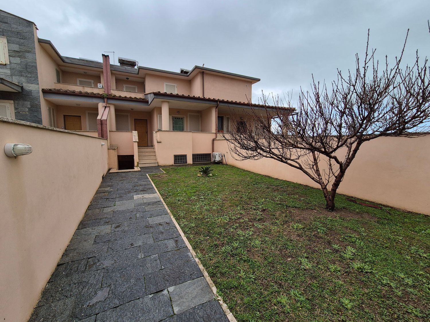 Villa in vendita in via consorzio focense 43, Fiumicino
