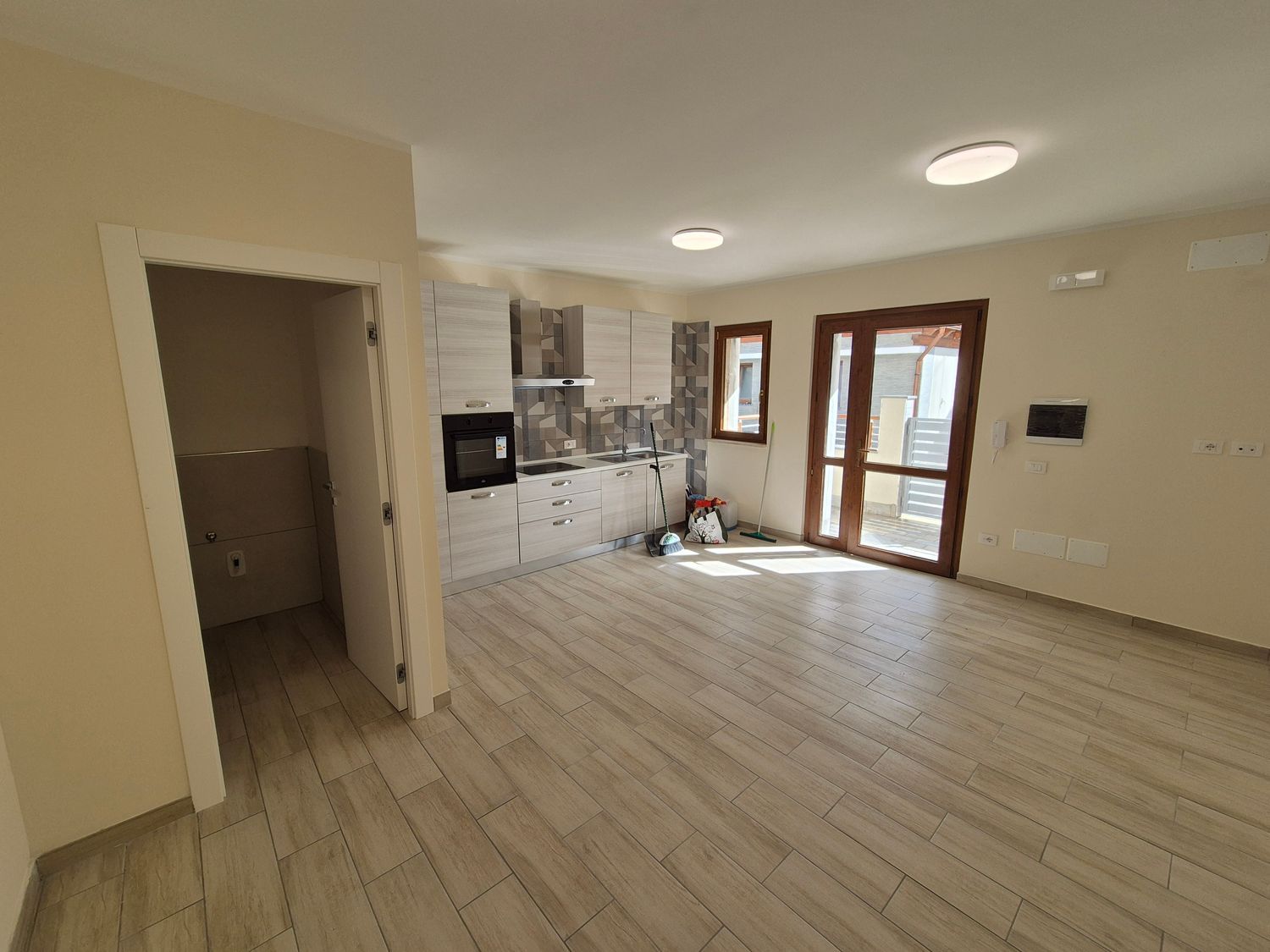 Bilocale in affitto in via enrico verjus 0, Roma