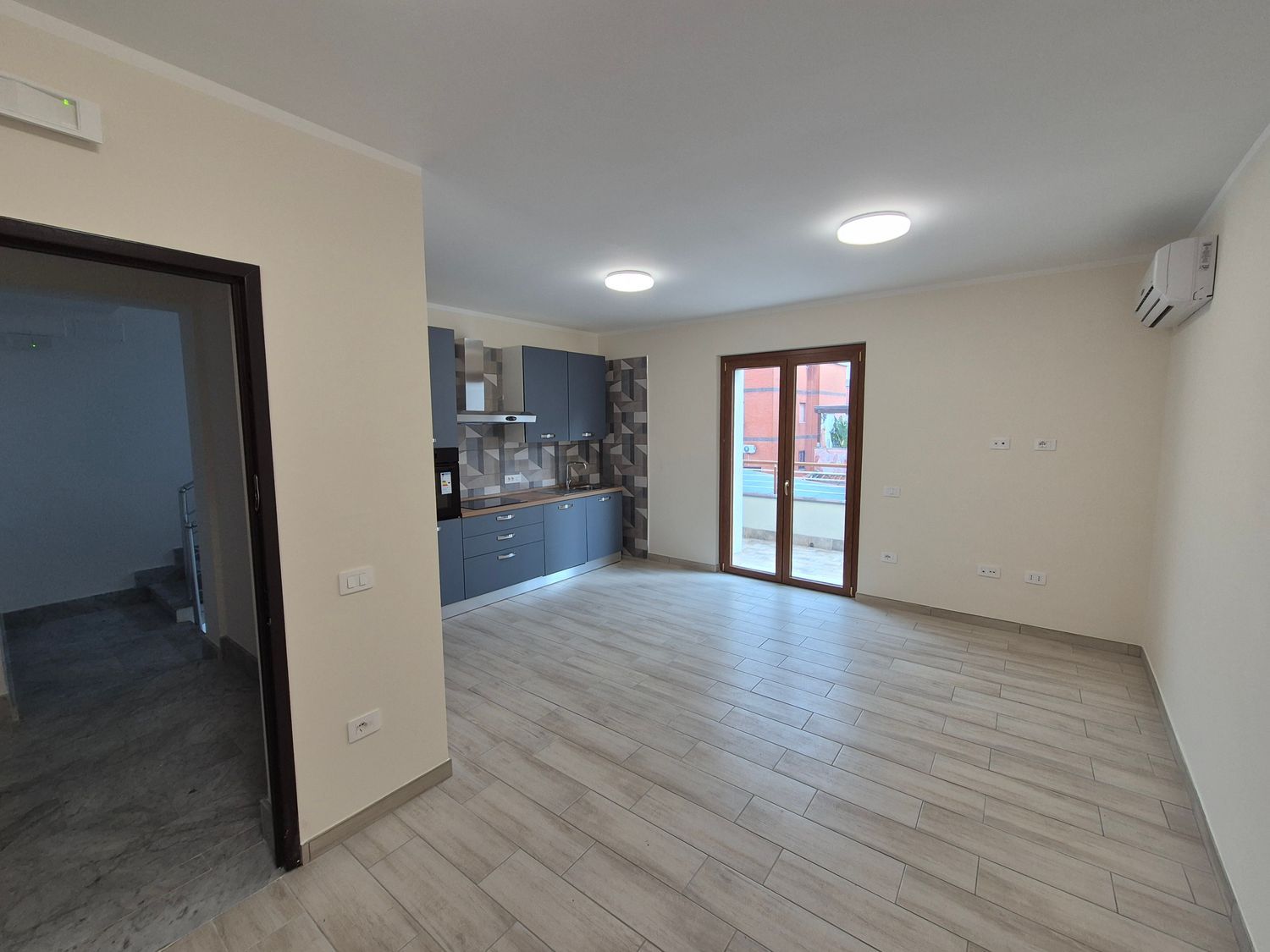 Bilocale in affitto in via enrico verjus 0, Roma