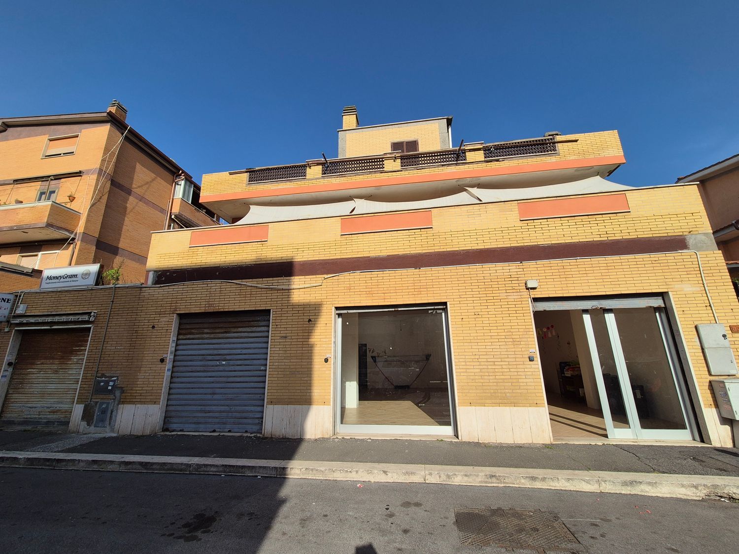 Locale commerciale in affitto in via del tempio della fortuna 0, Fiumicino