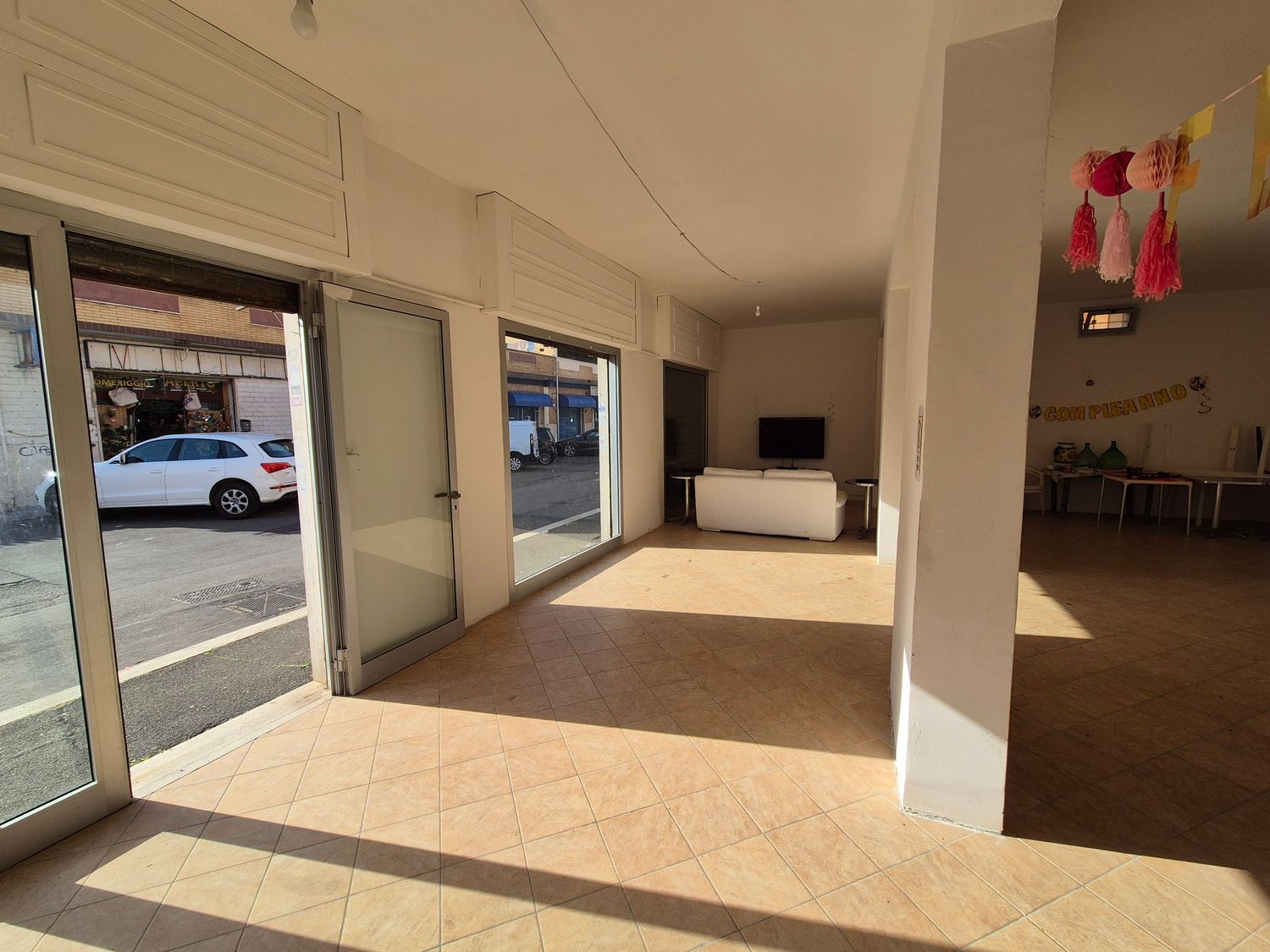 Locale commerciale in affitto in via del tempio della fortuna 0, Fiumicino