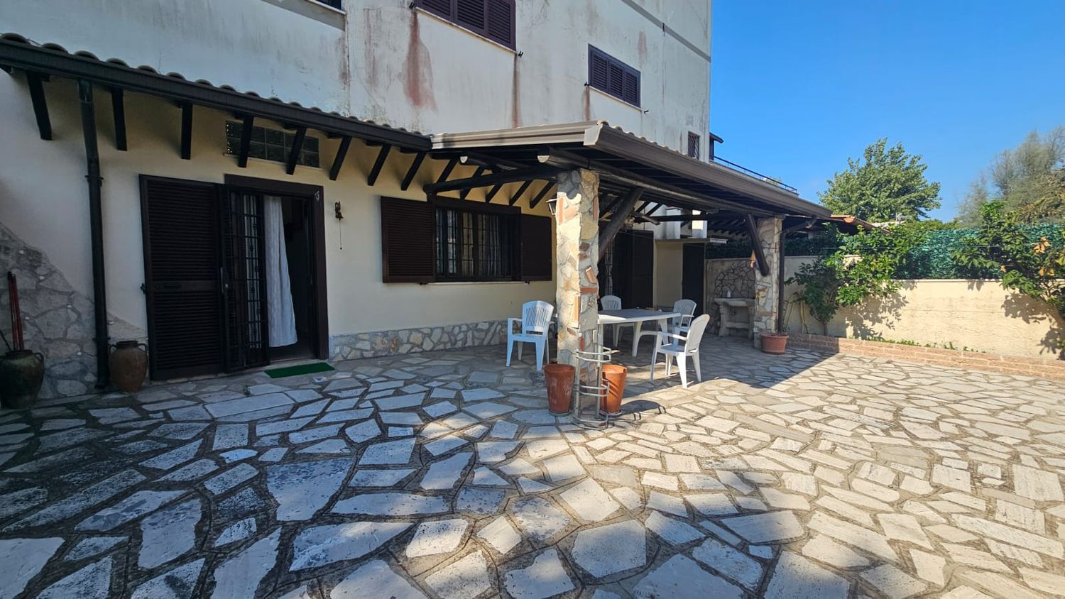 Villa in vendita in viale viale enea 93, Ardea
