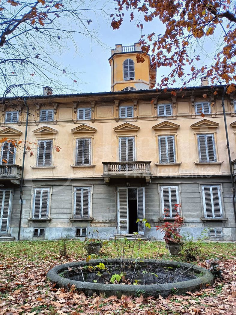 Rustico con giardino a Cambiano