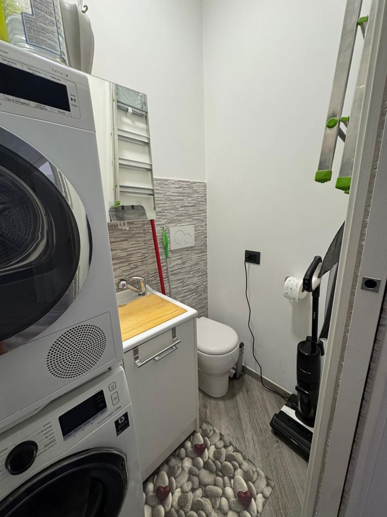 Trilocale con box a Moncalieri