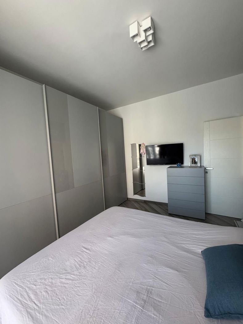 Trilocale con box a Moncalieri