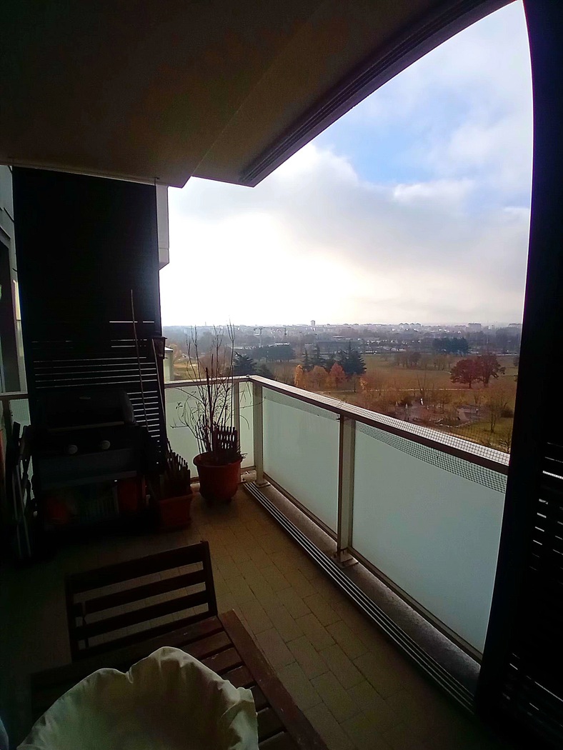 Quadrilocale con box a Torino