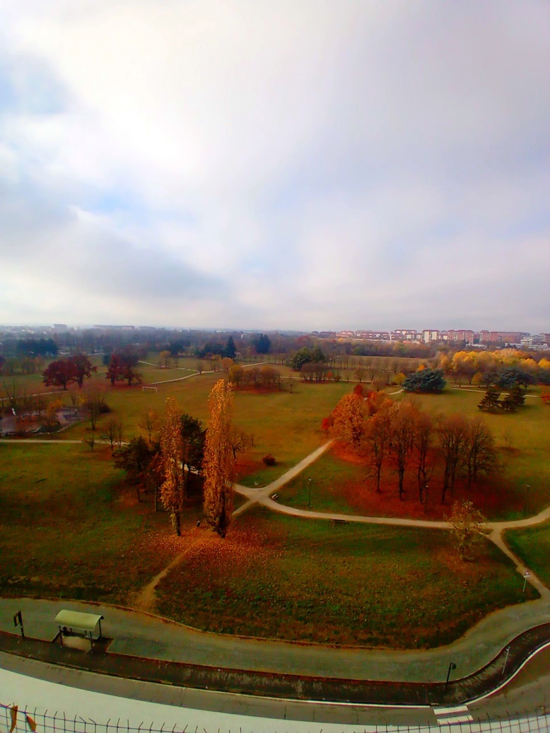 Quadrilocale con box a Torino