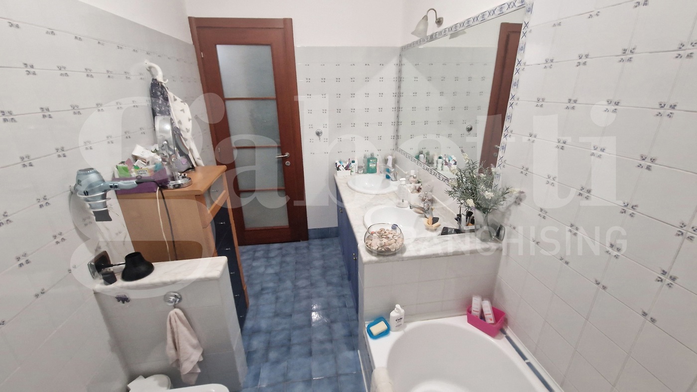 Quadrilocale ristrutturato a Trofarello