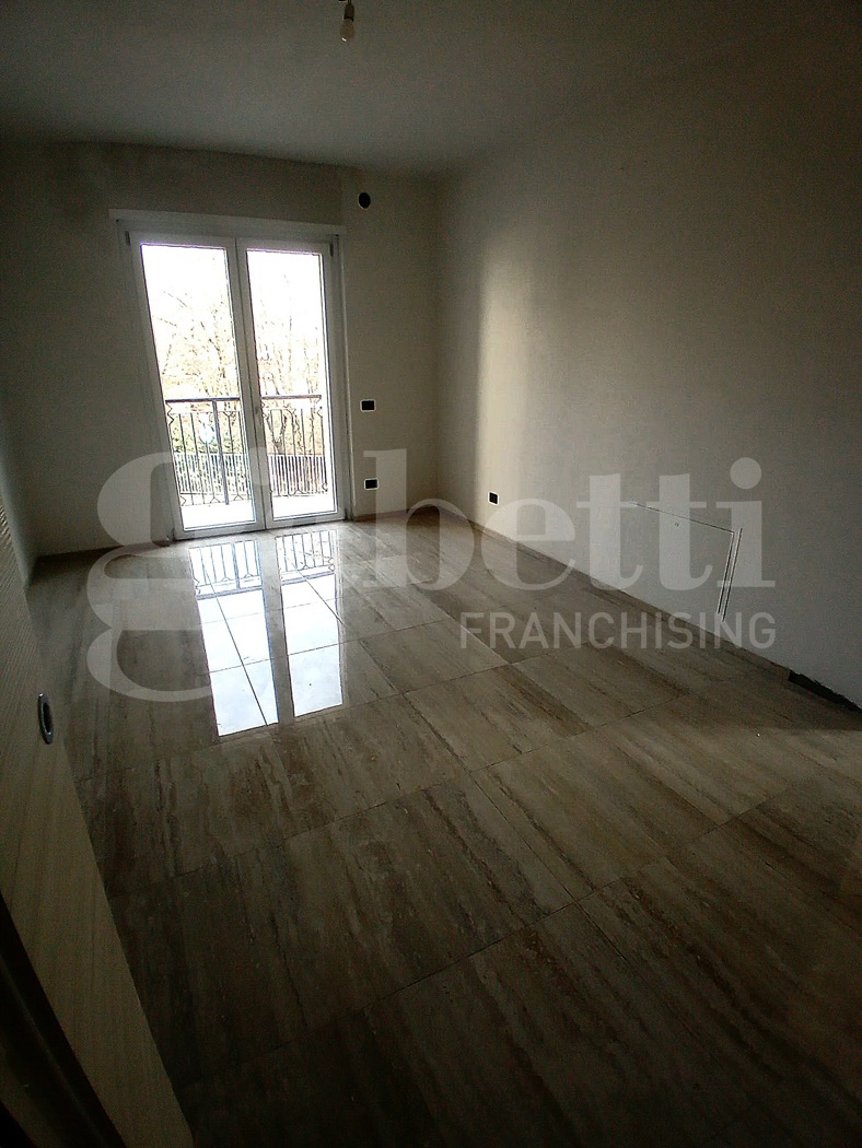 Trilocale con box a Trofarello