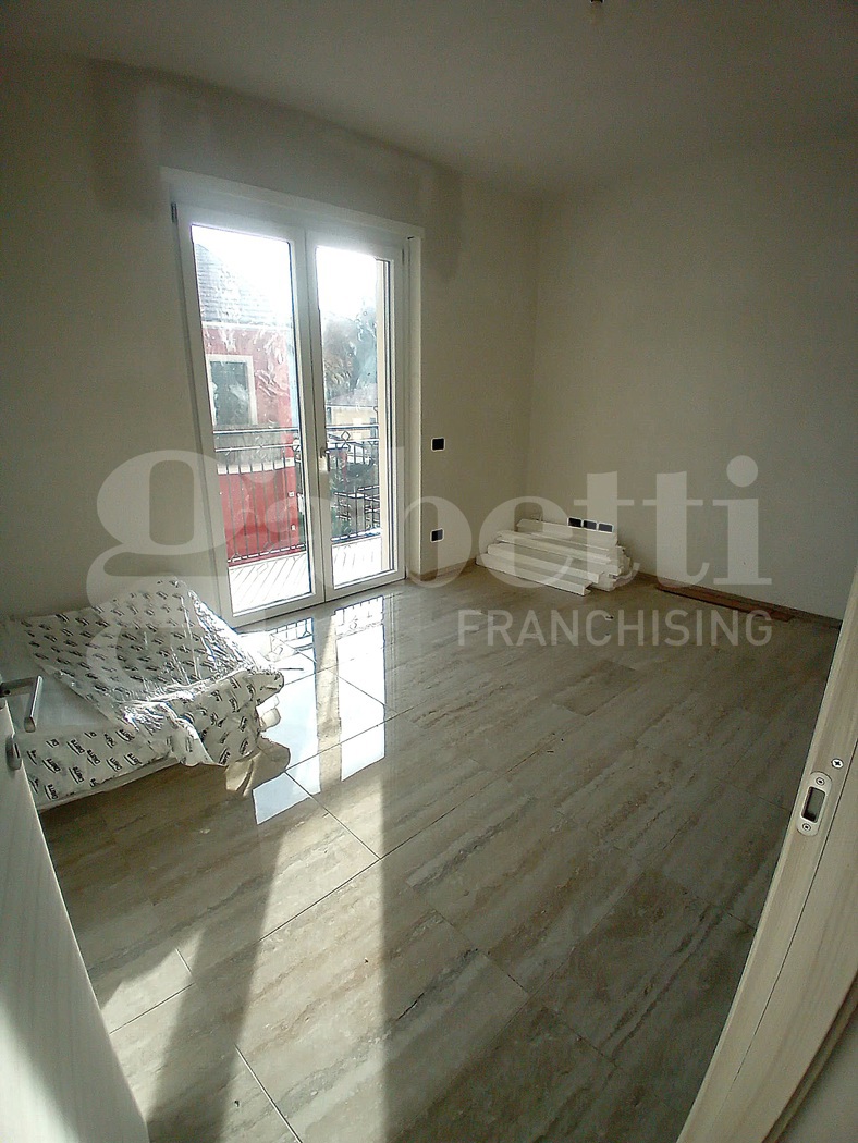 Bilocale con box a Trofarello