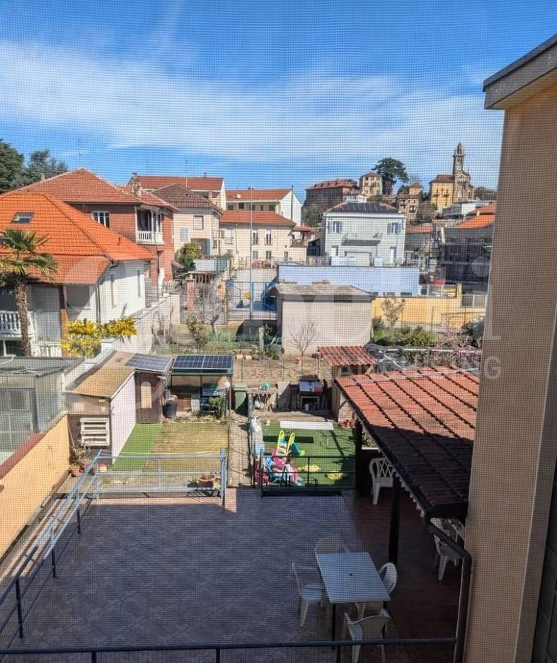 Trilocale con giardino a Trofarello