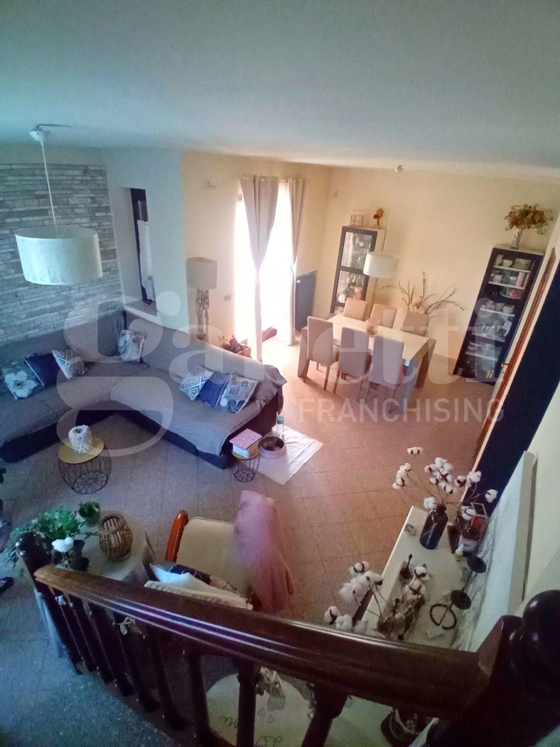 Villa con giardino a Trofarello