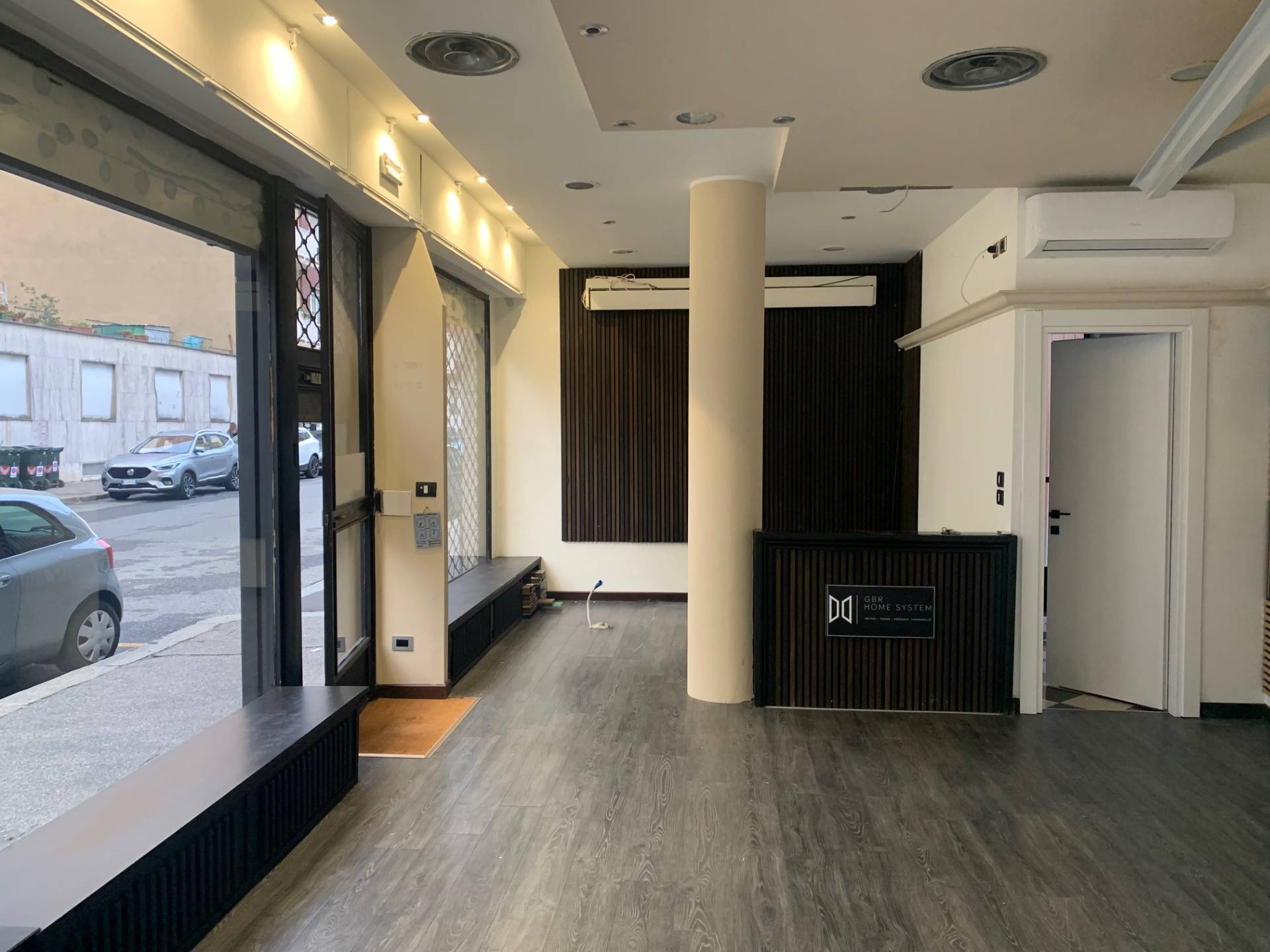 Negozio in affitto a Torino, Pozzo Strada