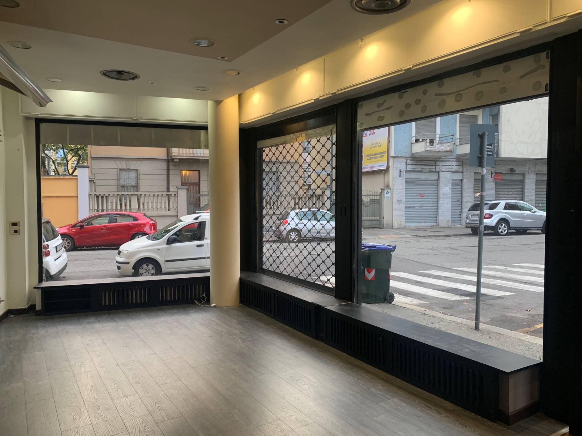 Negozio in affitto a Torino, Pozzo Strada