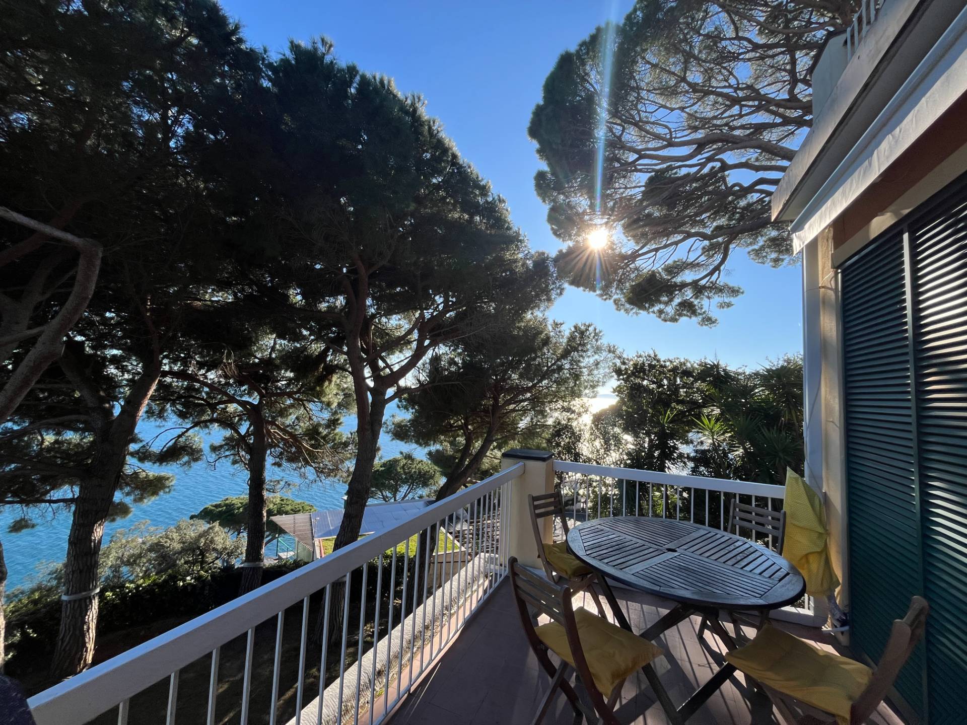 Appartamento in vendita a Arenzano, Pineta di Arenzano