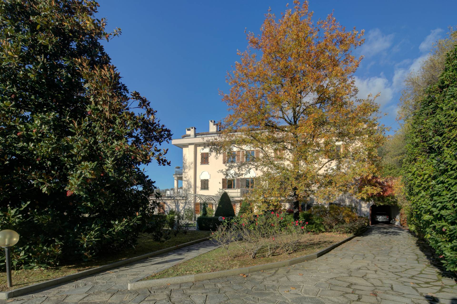 Attico in vendita a Moncalieri, Castello Di Moncalieri