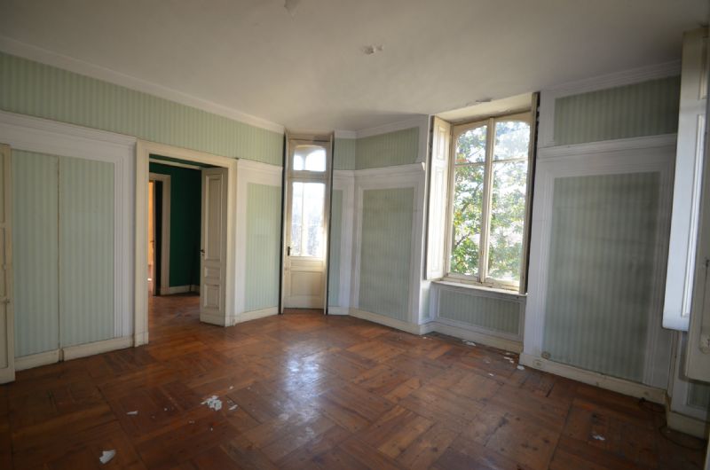 Stabile - Palazzo in vendita a Torino, Crocetta