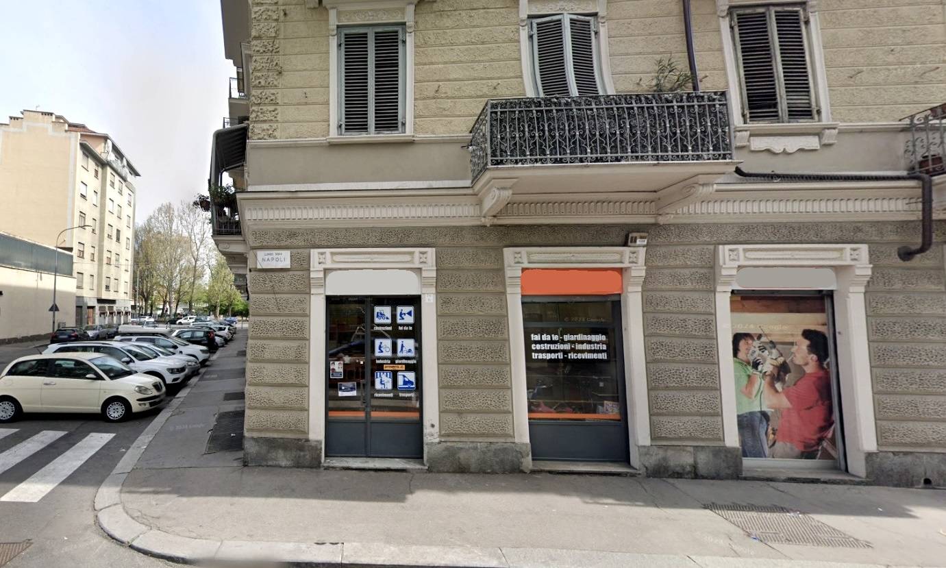 Negozio in vendita a Torino, Valdocco - Aurora