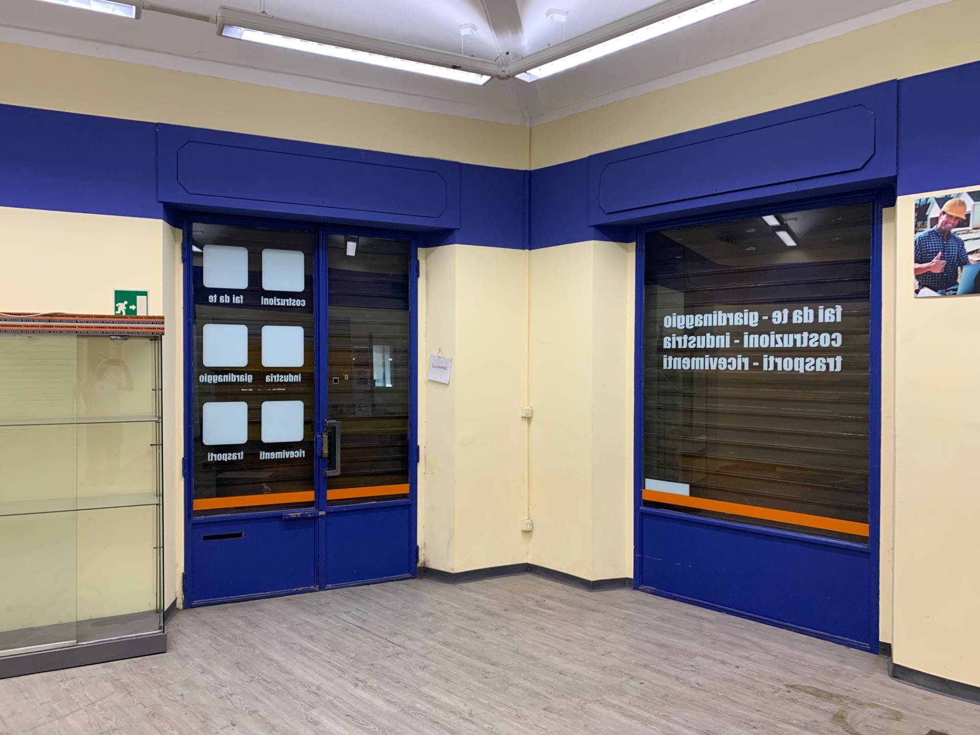 Negozio in vendita a Torino, Valdocco - Aurora