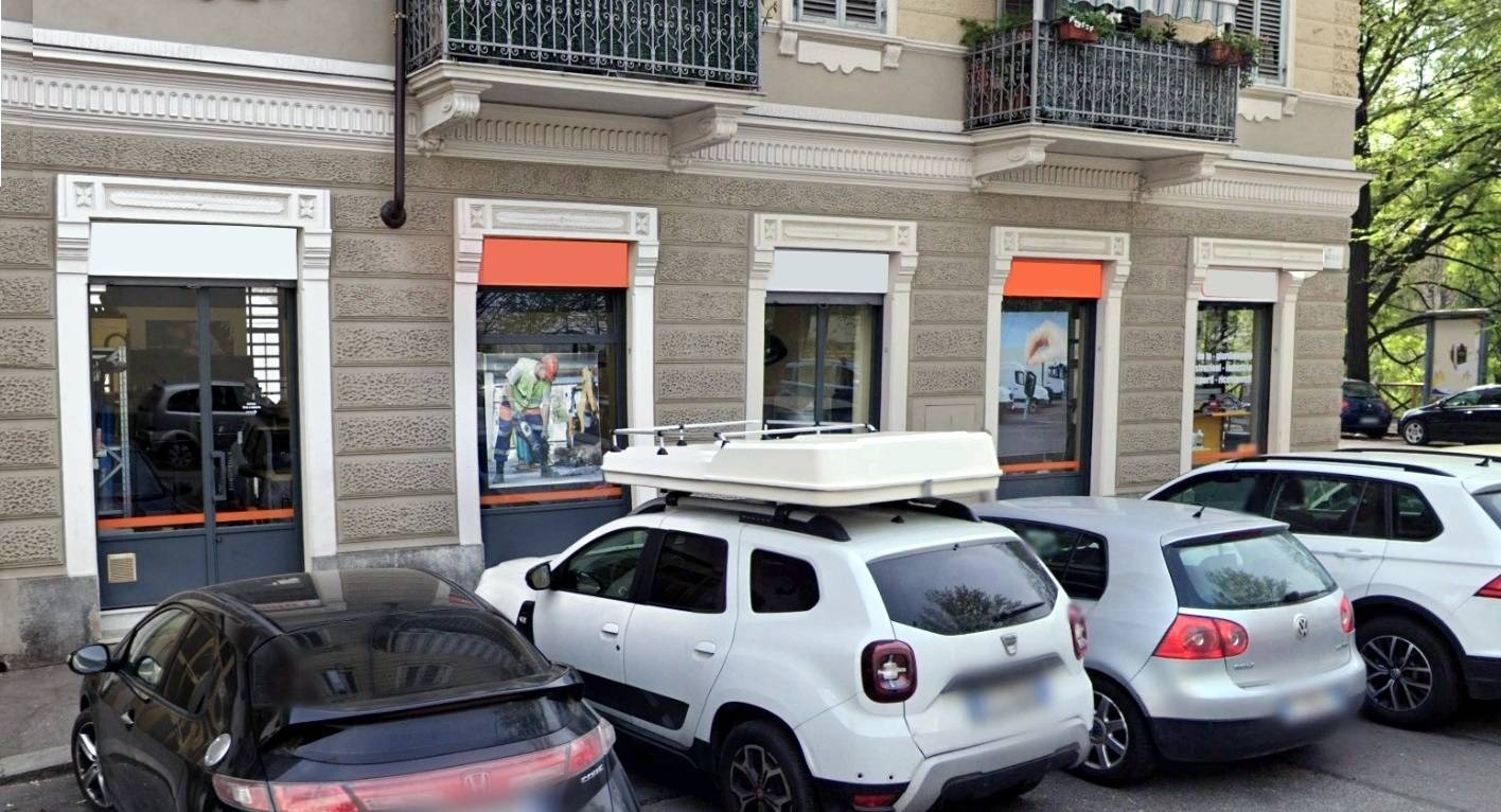 Negozio in vendita a Torino, Valdocco - Aurora