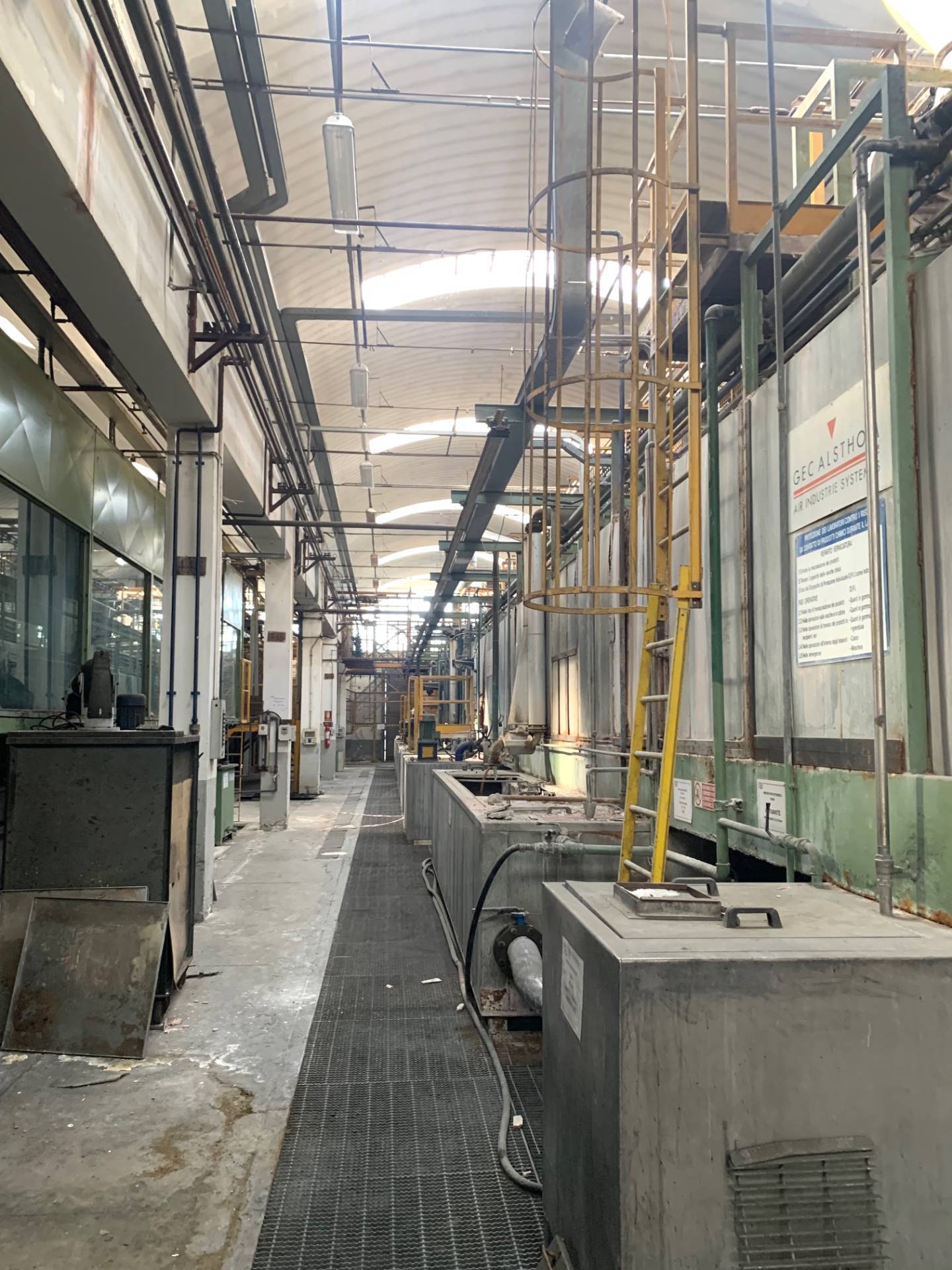 Capannone in vendita a Rivoli, Cascine Vica/corso Allamano