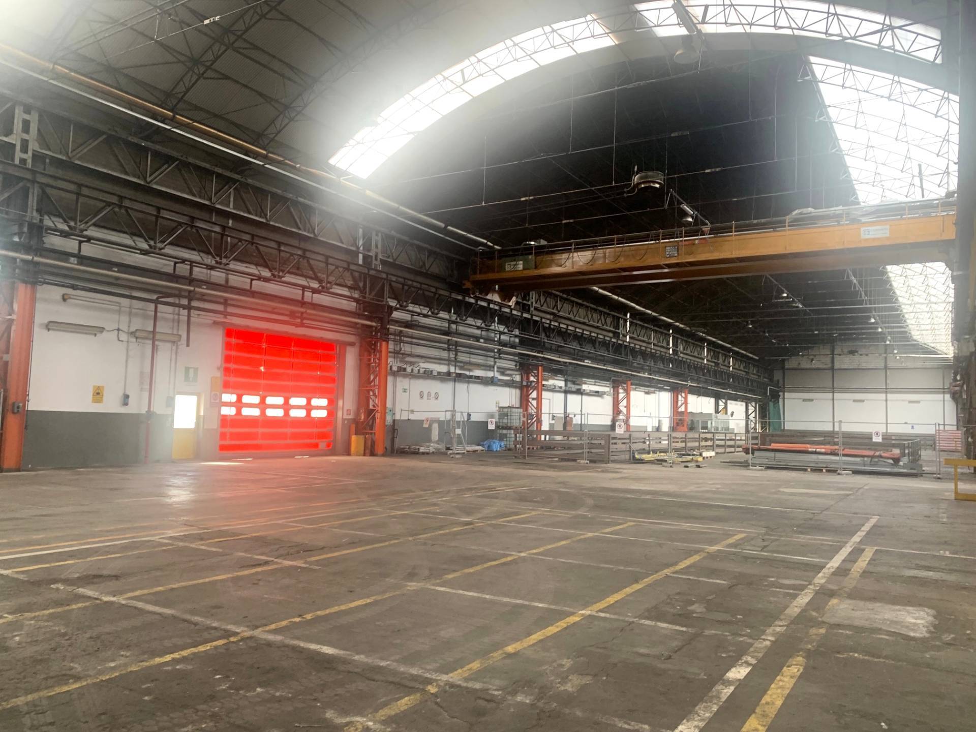 Centro logistico in vendita a Rivoli, Cascine Vica/corso Allamano