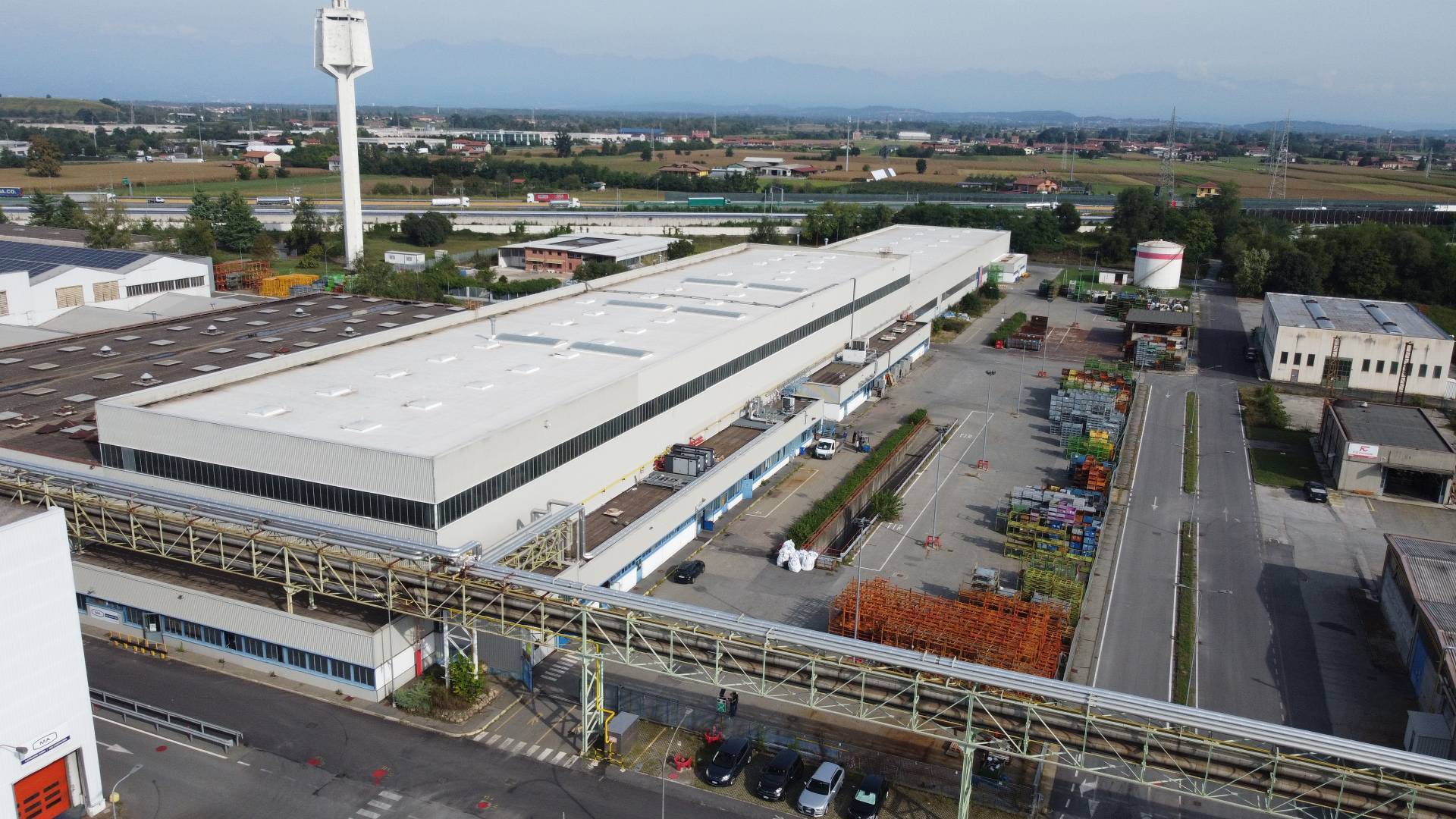 Capannone in vendita a Chivasso, Area Industriale Chind
