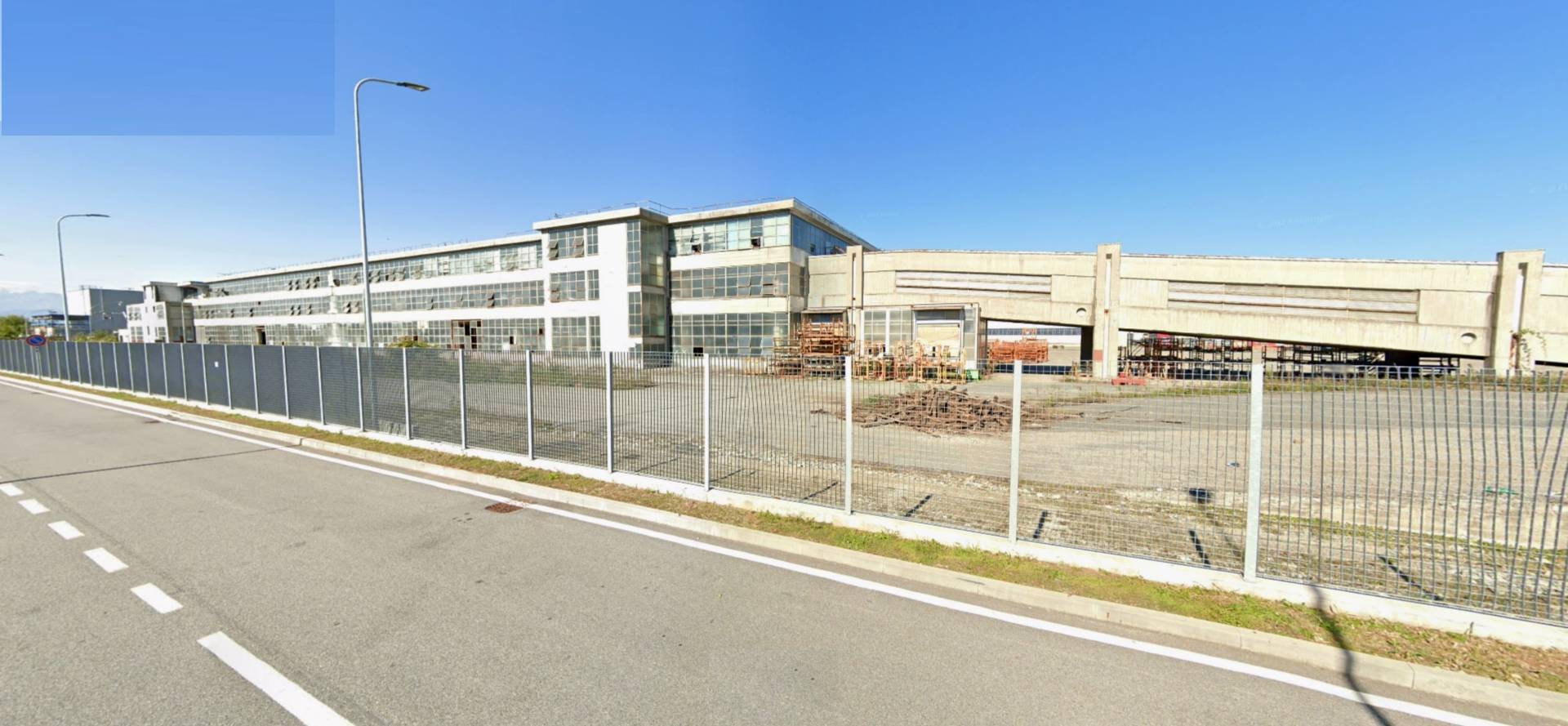 Capannone in vendita a Chivasso, Area Industriale Chind