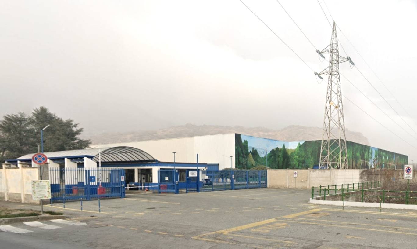 Capannone in vendita a Condove, Industriale