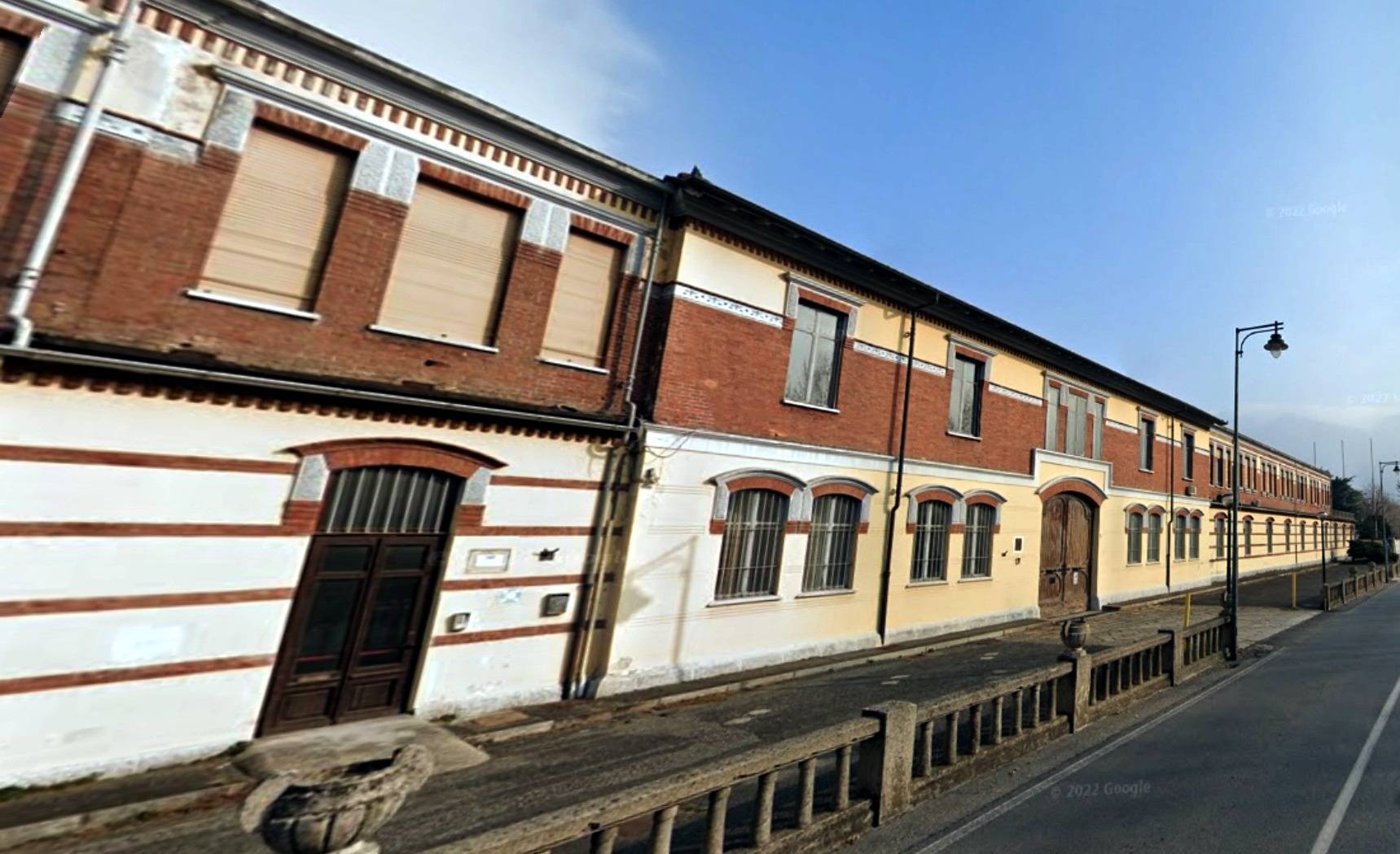 Capannone in vendita a Condove, Industriale