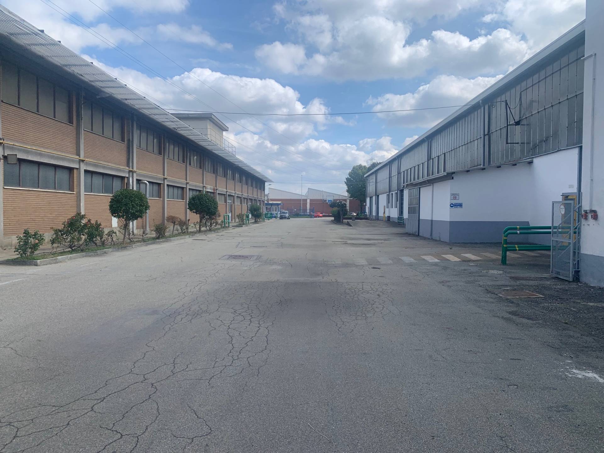 Ufficio in vendita a Rivoli, Cascine Vica (to)