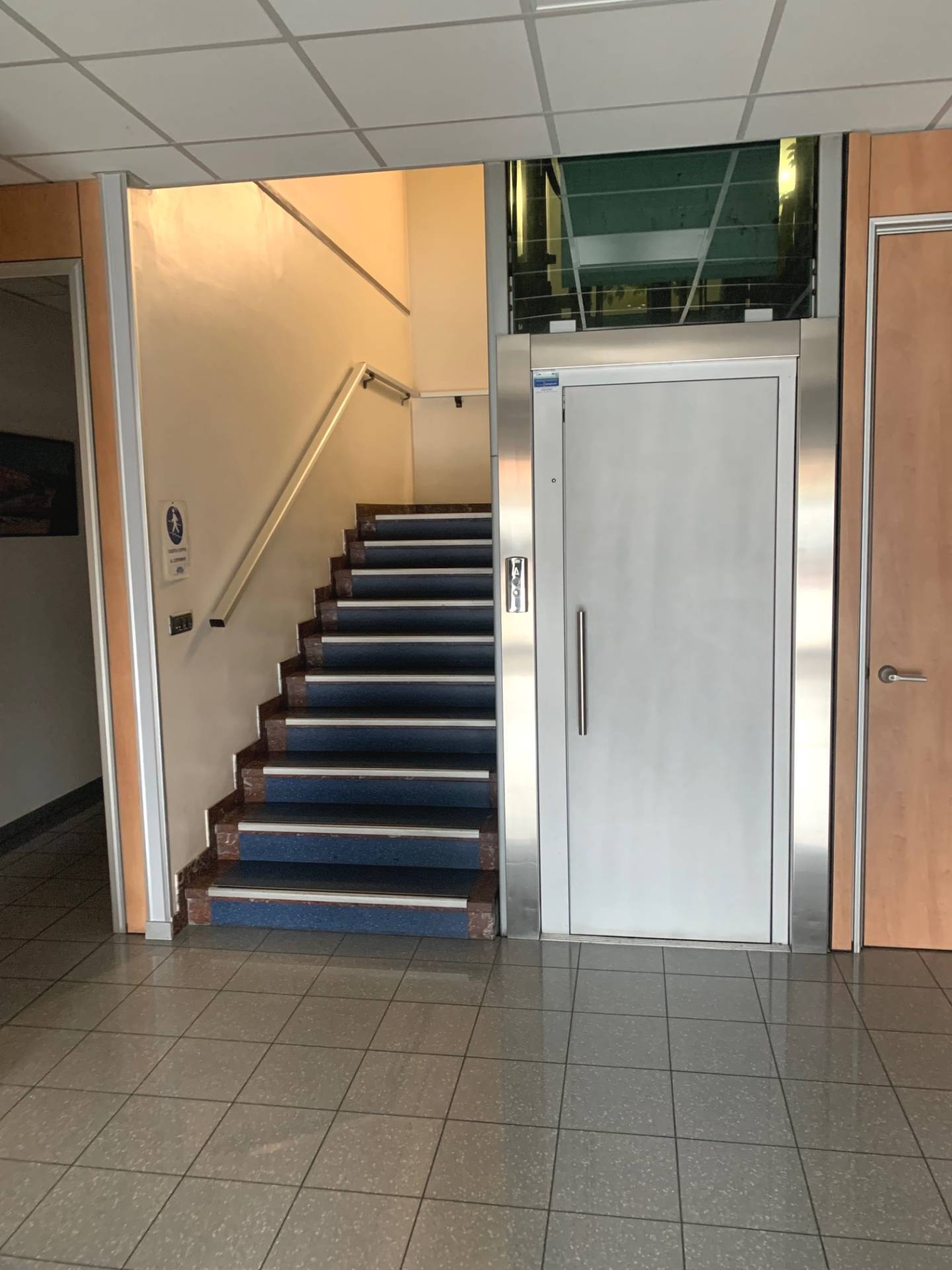 Capannone in vendita a Caselette, Semicentrale