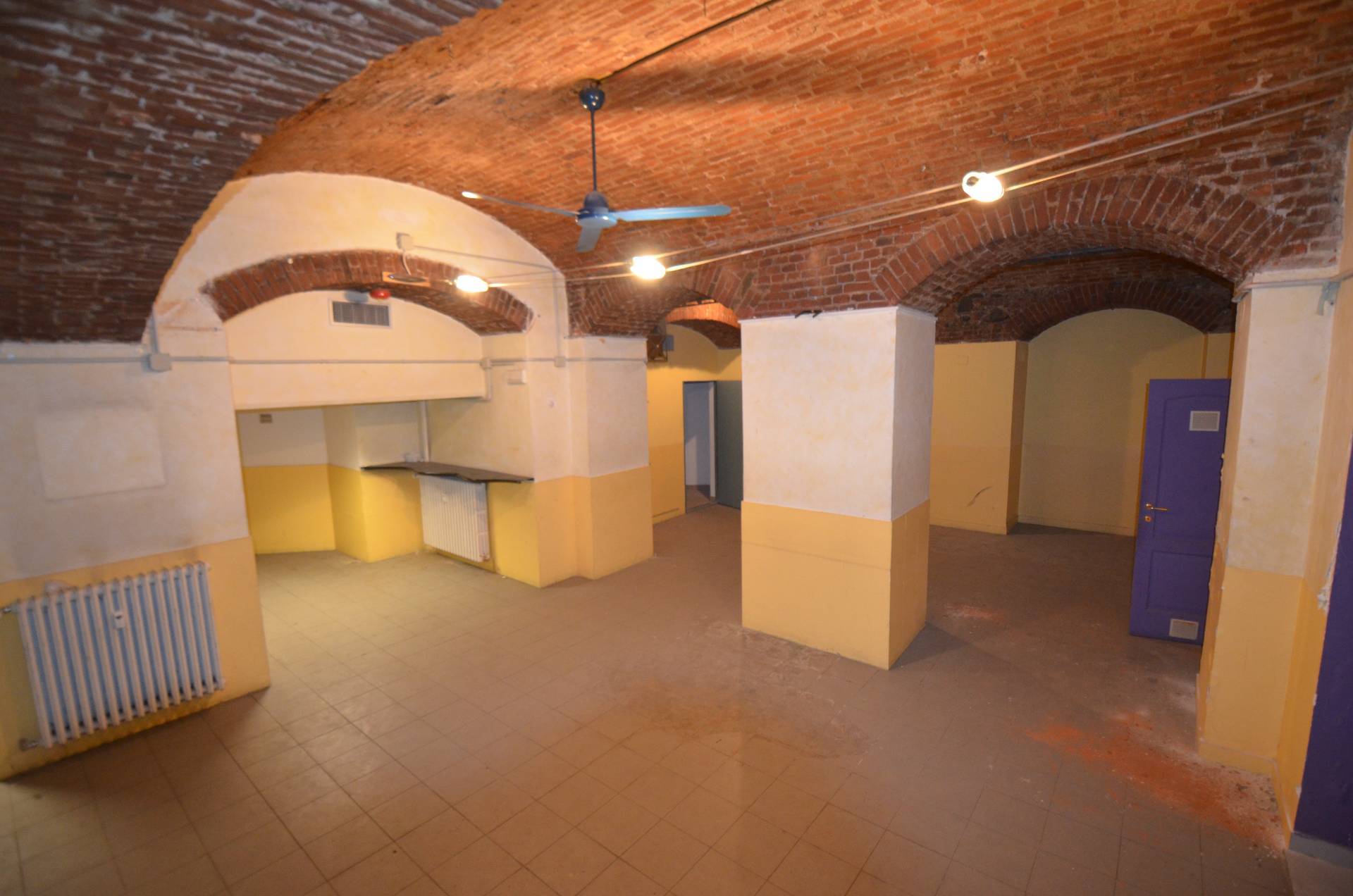 Show room in vendita a Torino, Centro