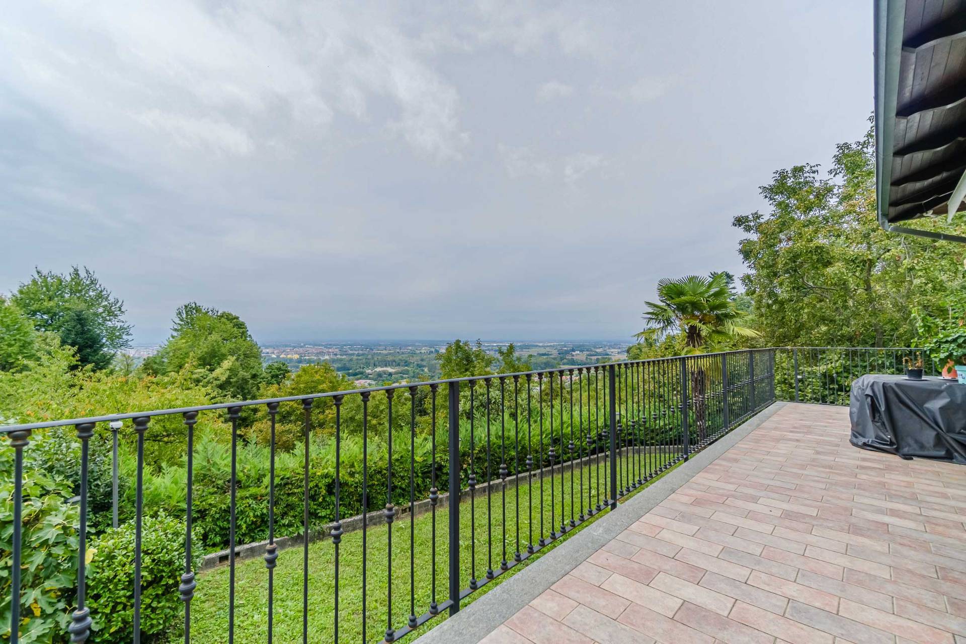 Villa in vendita a Gassino Torinese, Collinare