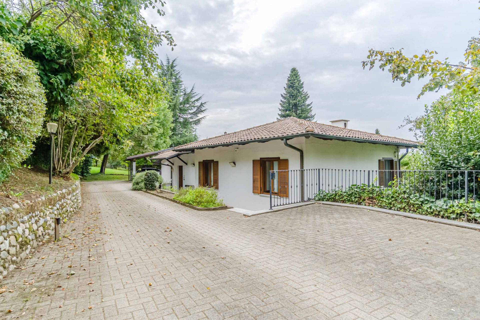 Villa in vendita a Gassino Torinese, Collinare