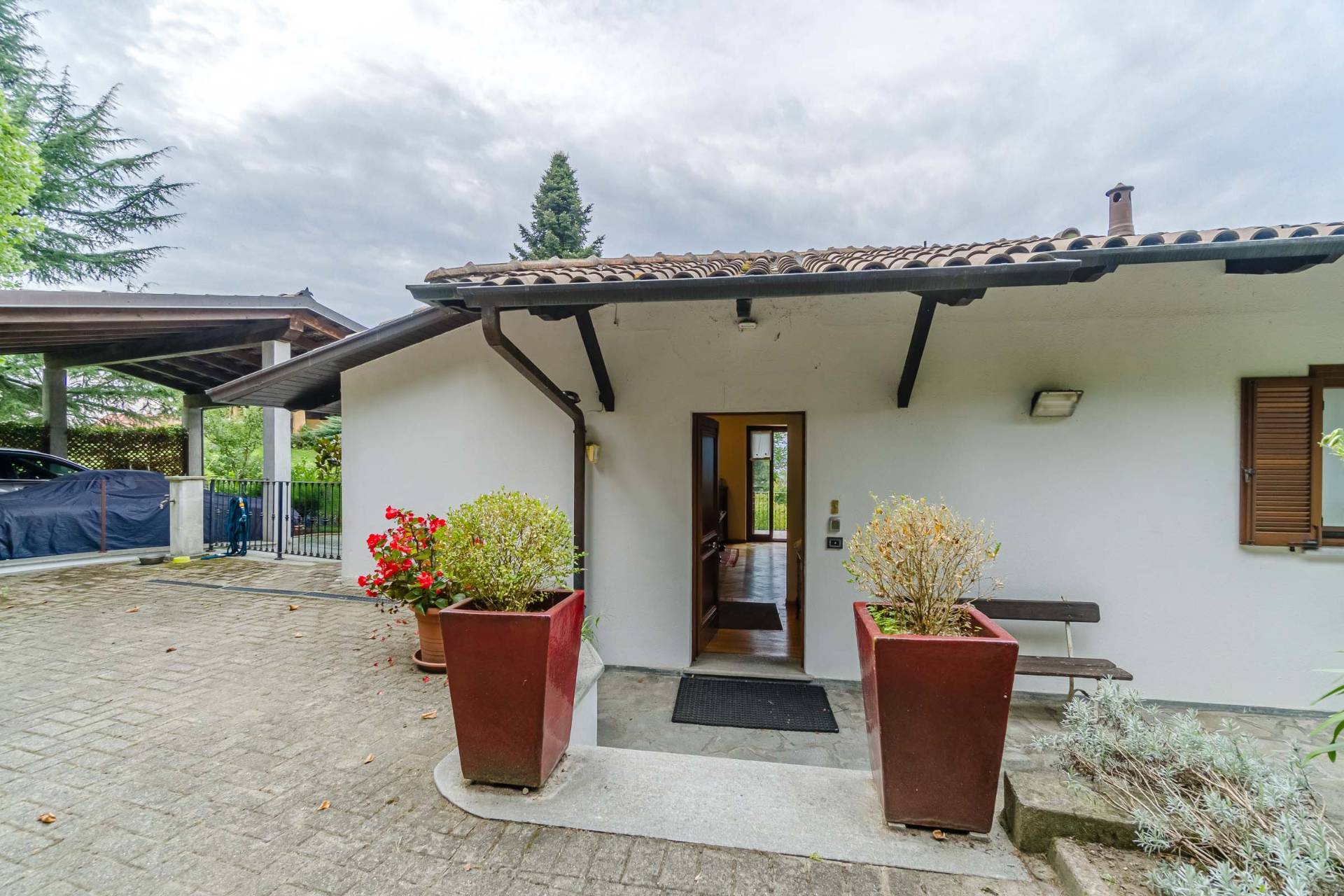 Villa in vendita a Gassino Torinese, Collinare
