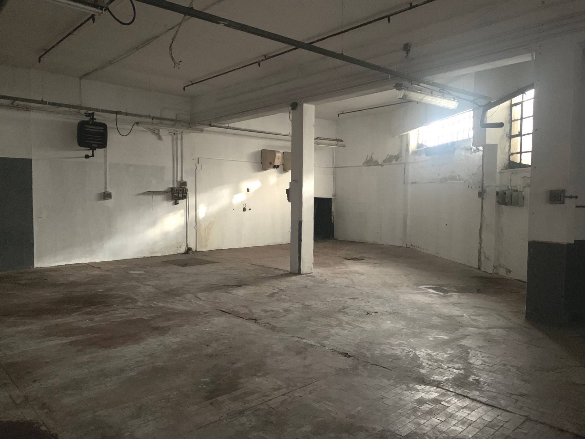 Box o garage in vendita a Torino, Mirafiori nord