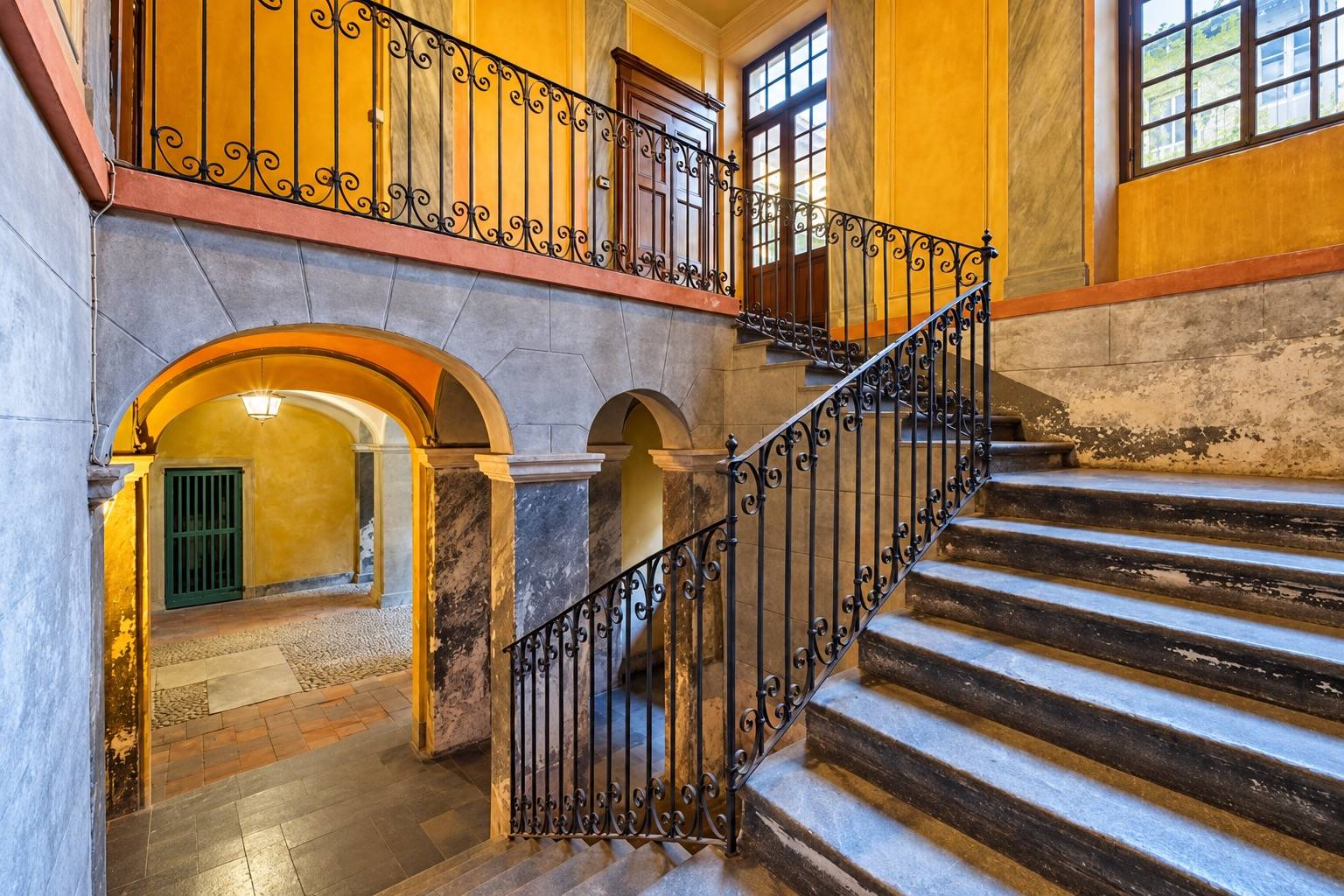 Palazzo Storico in vendita a Fossano, Centro