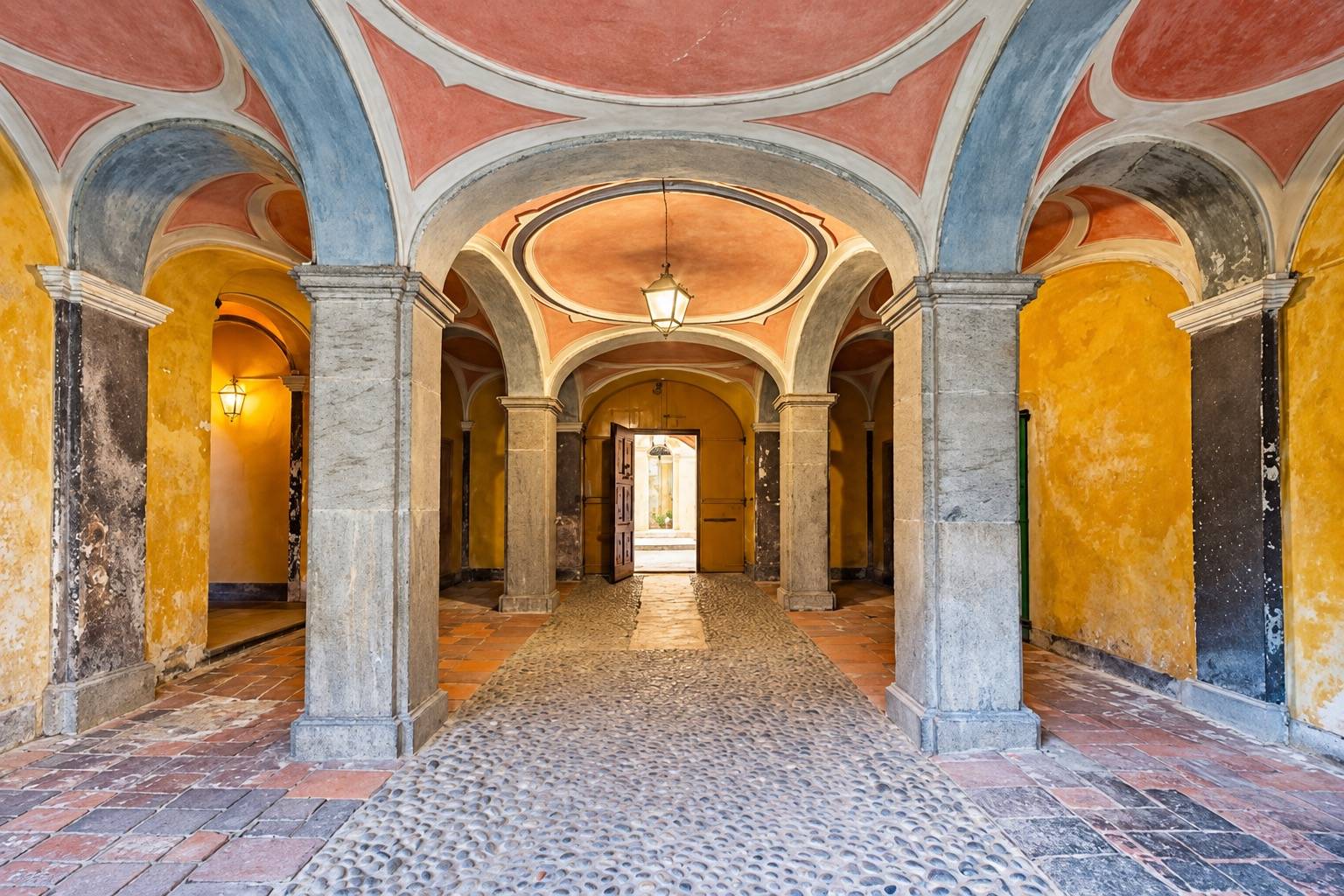 Palazzo Storico in vendita a Fossano, Centro