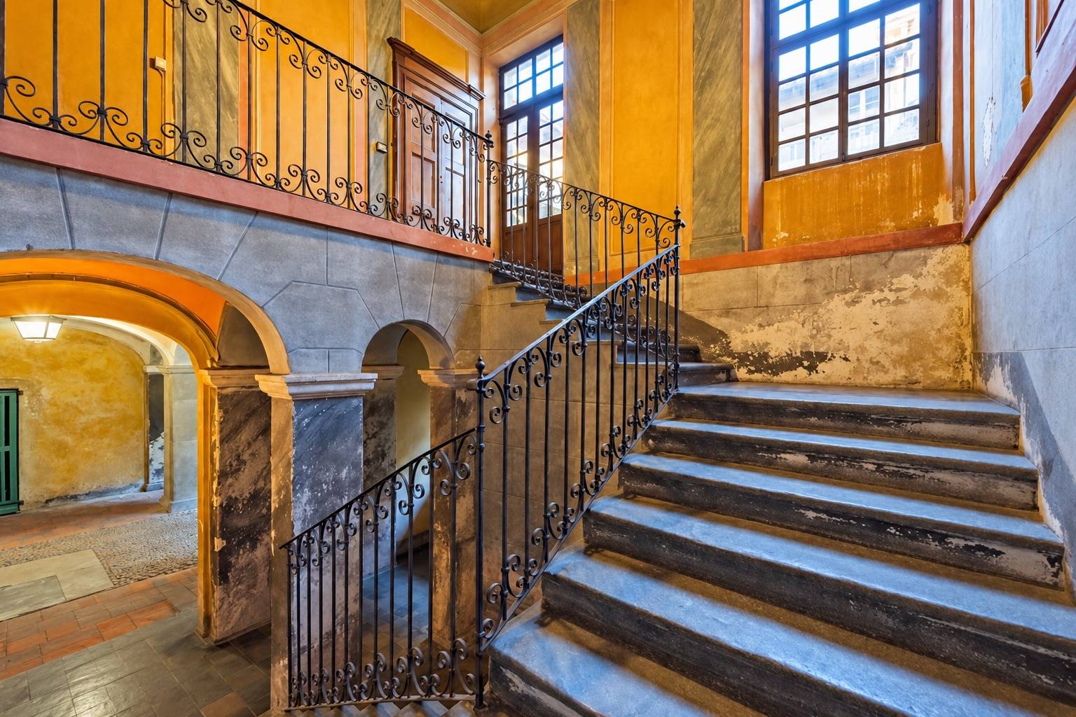 Palazzo Storico in vendita a Fossano, Centro