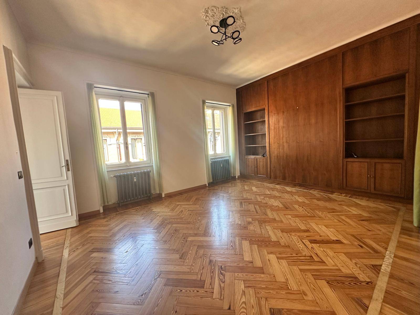 Appartamento in vendita a Torino, Cit Turin