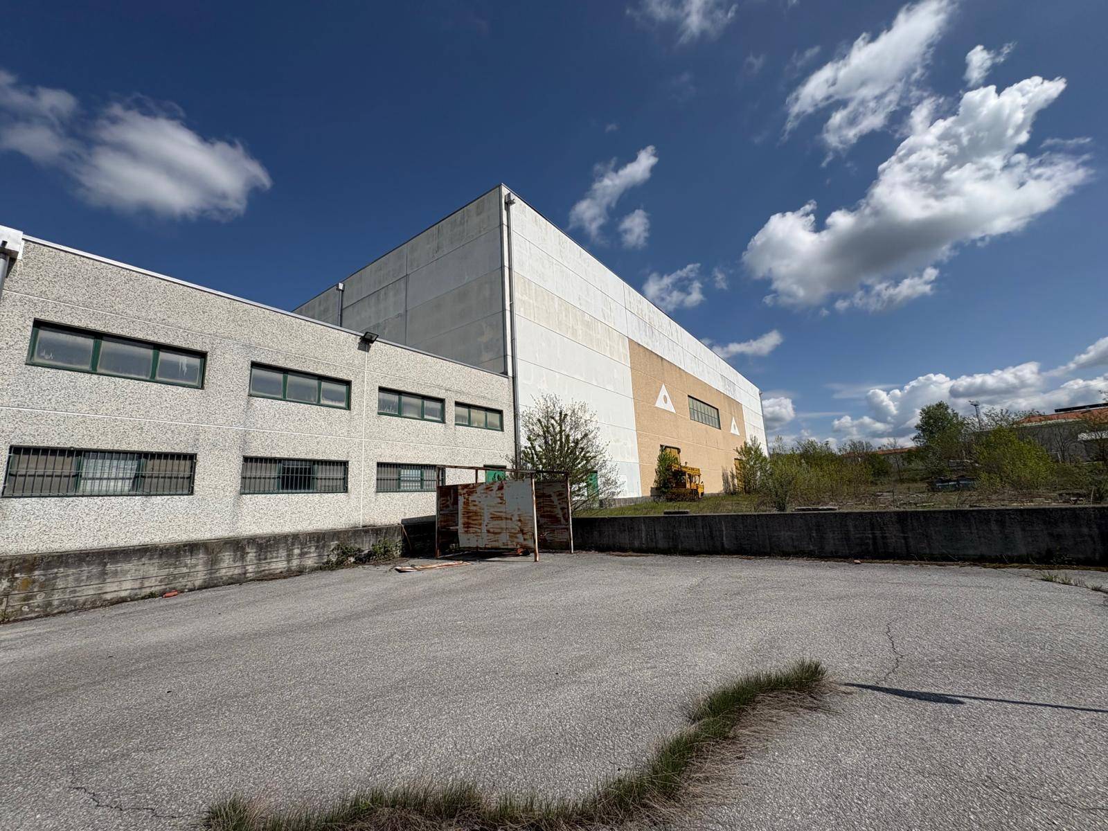 Capannone in vendita a Mondov, Via Cuneo