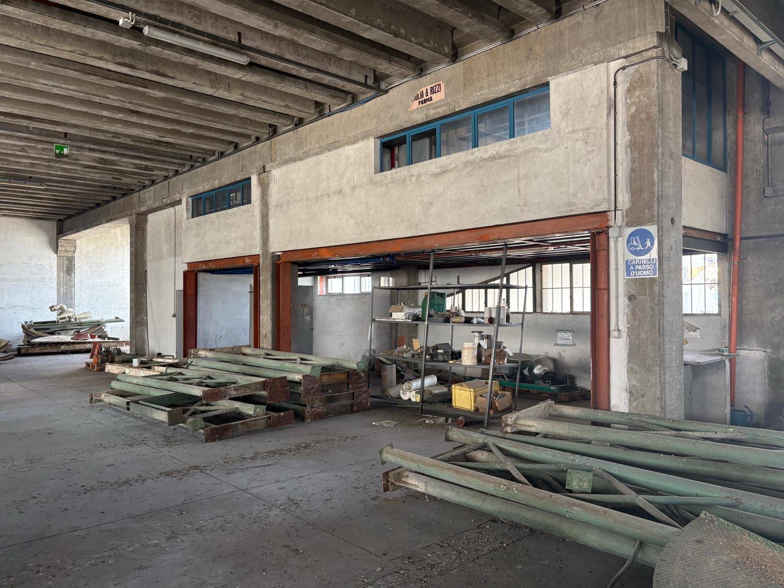 Capannone in vendita a Mondov, Via Cuneo
