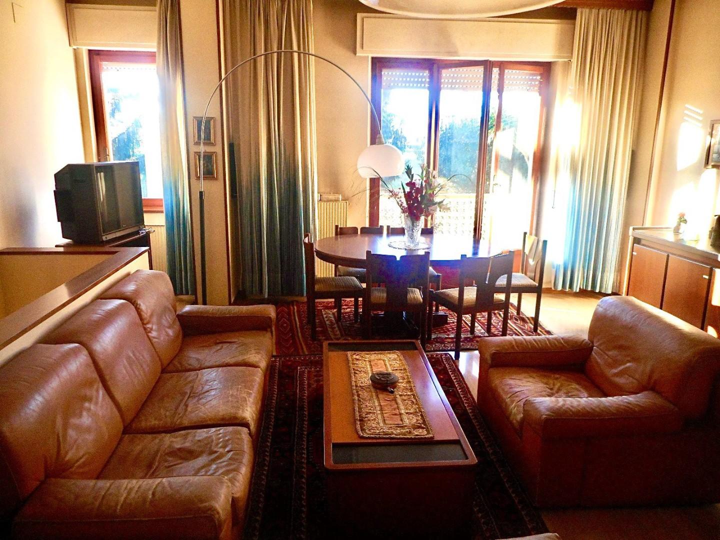 Appartamento in vendita, Massa marina di