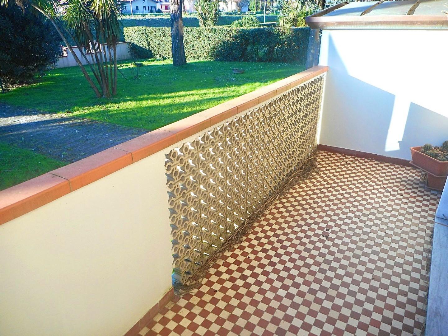 Appartamento in vendita, Massa marina di