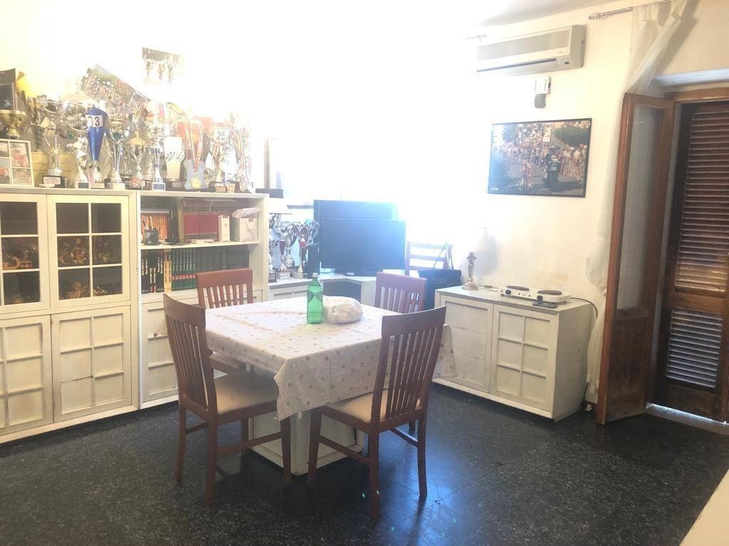 Casa indipendente ristrutturata a Massa