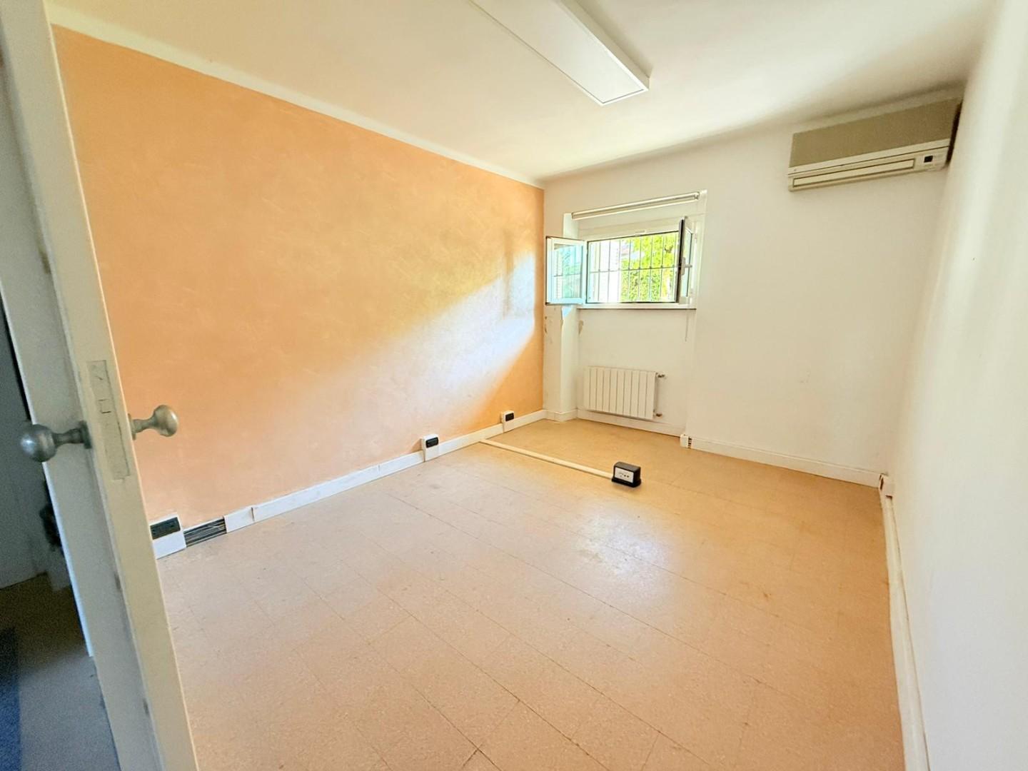 Trilocale con giardino, Massa ronchi