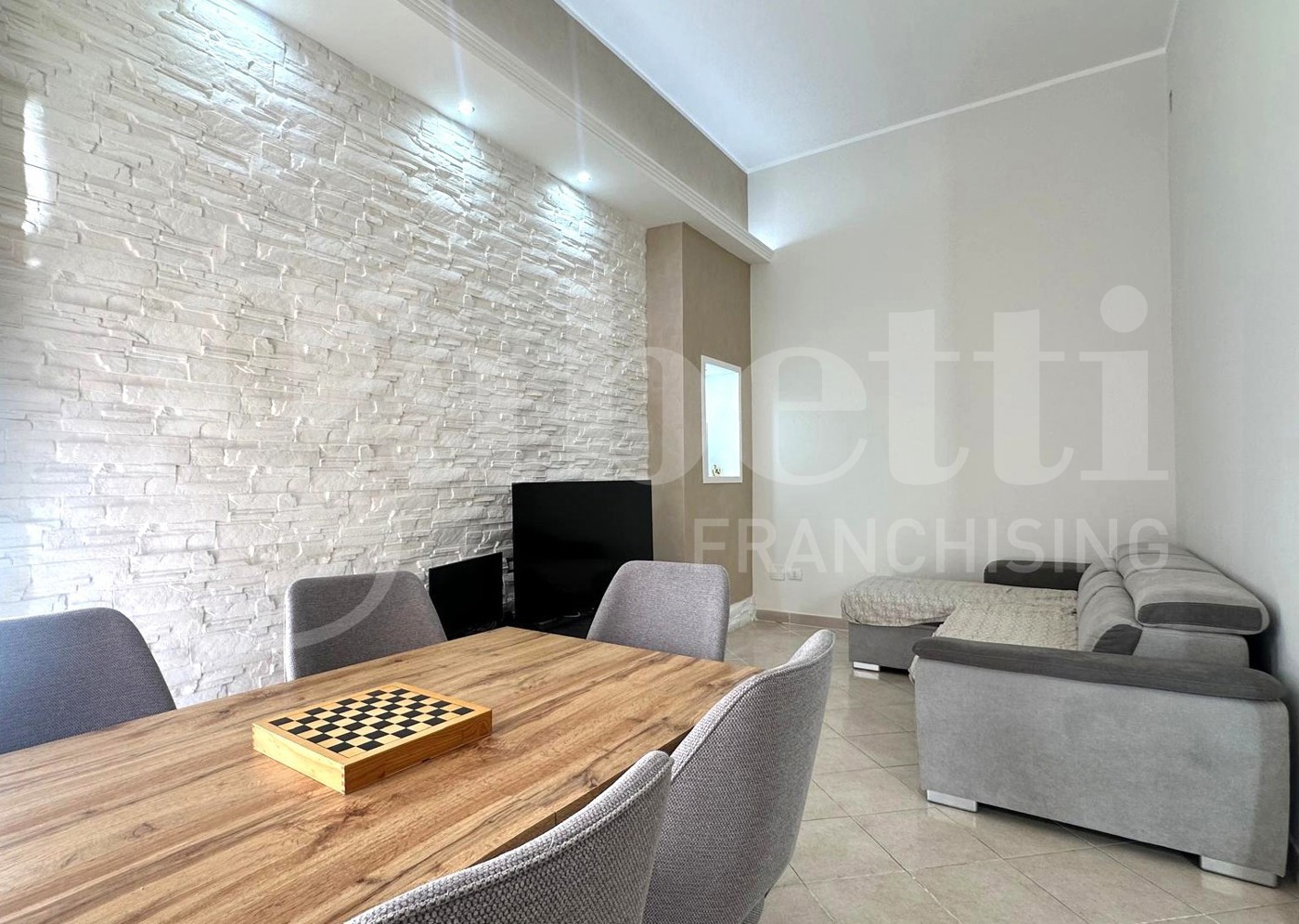 Casa indipendente ristrutturata a Avola